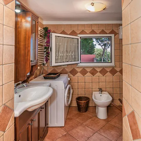 Casa vacanze Casale Belvedere L'ulivo E La Terrazza Massarosa