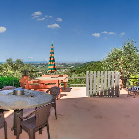 Holiday home Casale Belvedere 