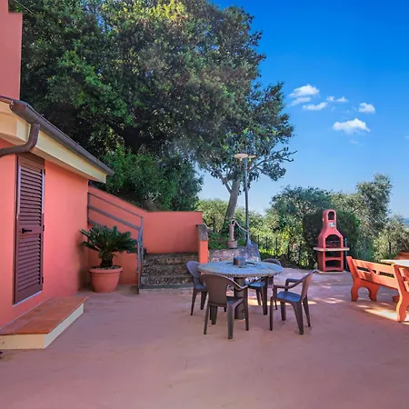 Casale Belvedere L'ulivo E La Terrazza Casa vacanze